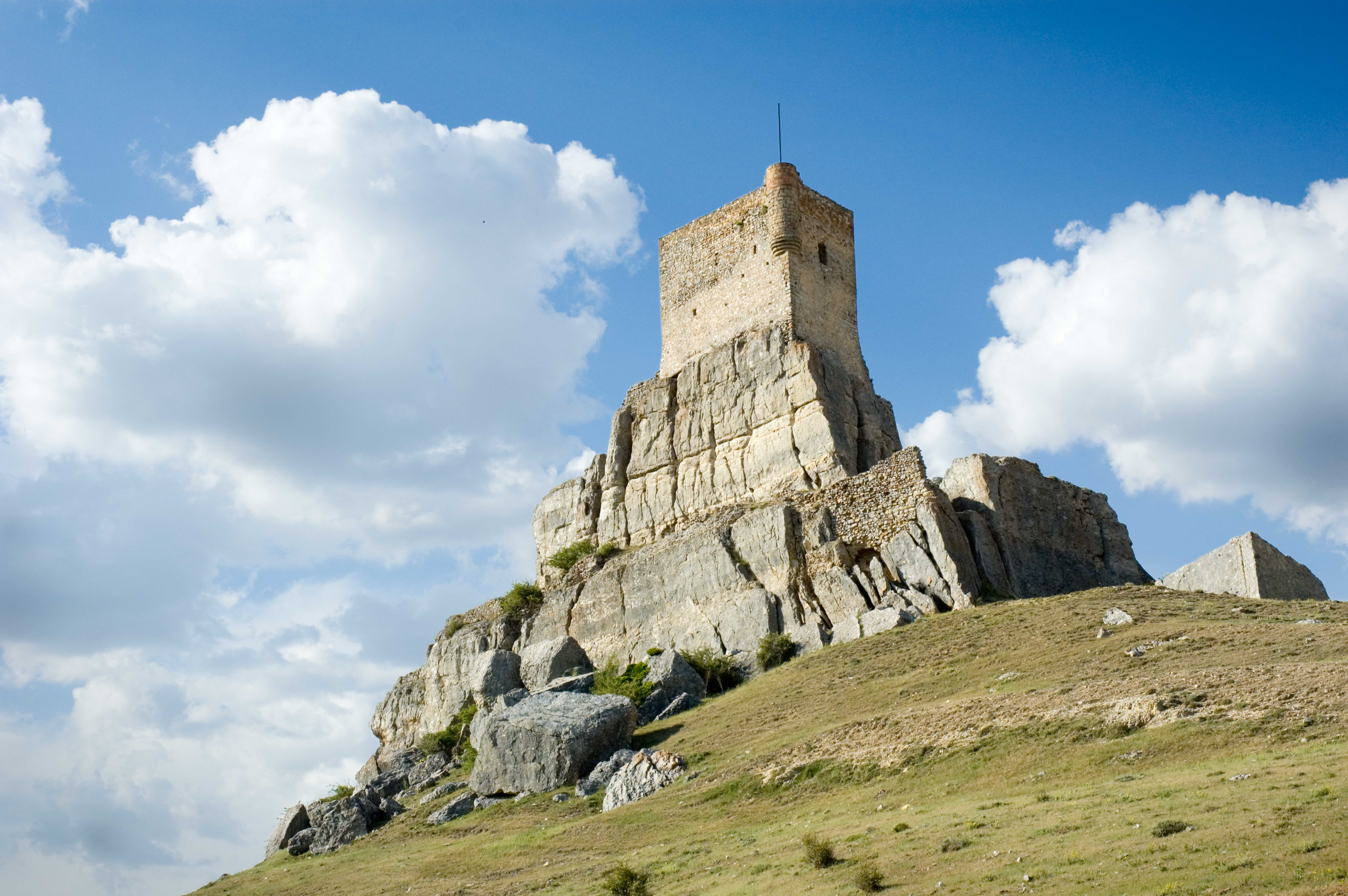 Atienza, Románico y Hayedo, una escapada por los tesoros de la sierra norte